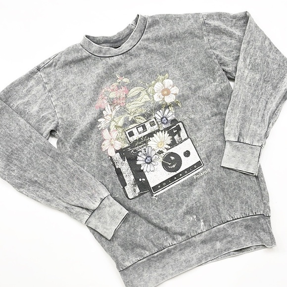 Polaroid camera photography gray bleached graphic print pullover sweater - Picture 1 of 6
